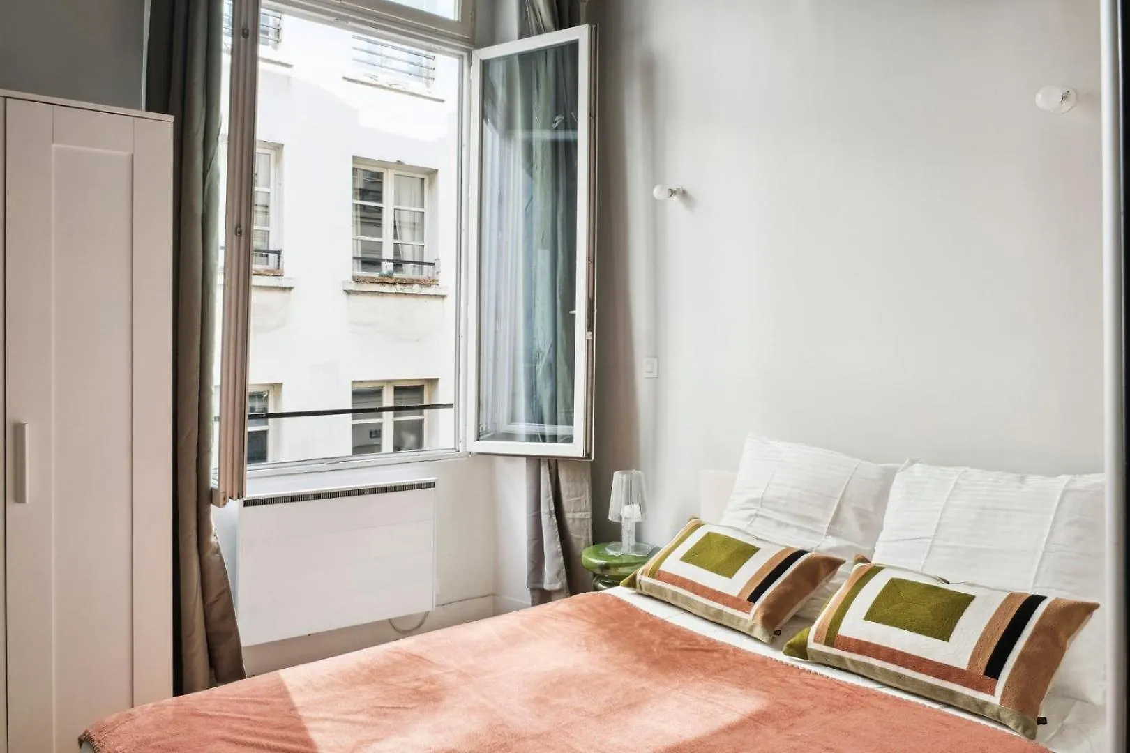 Le Cocon Au Coeur Du Marais Paris